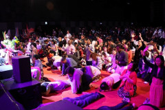 regardless-of-age-or-statue-people-prostrate-before-God-99761_720x540