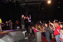 Ps.Chew-Altar-call-83420_720x540